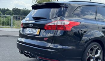 FORD Focus  | FWD (przód) | Manualna | 250 KM | Czarny full