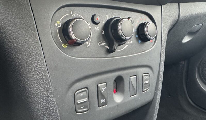 DACIA Sandero Stepway  | FWD (przód) | Manualna | 90 KM | Bordowy full