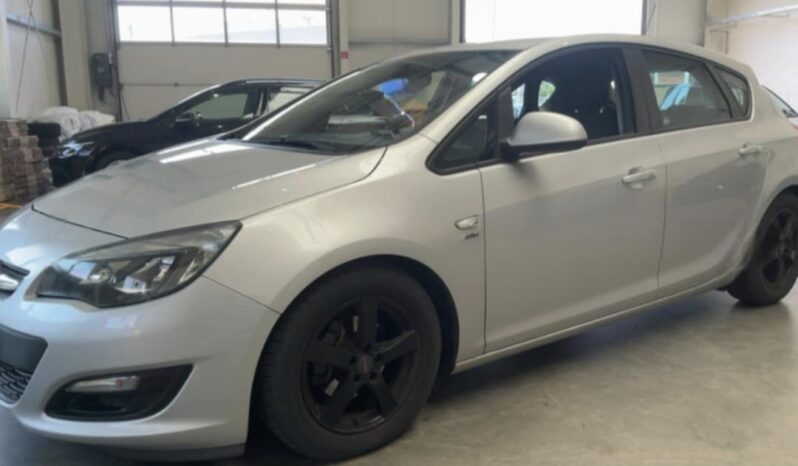 Opel | 2013 | 1364Cm3 | 153282 Km
