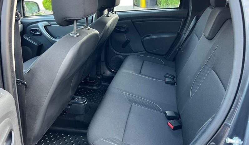 DACIA   Duster     114 KM    Manualna    FWD (przód)    Szary full