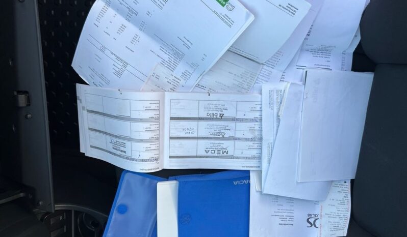 DACIA   Duster     114 KM    Manualna    FWD (przód)    Szary full