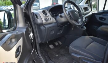 RENAULT   Trafic     121 KM    Manualna    FWD (przód)    Czarny full