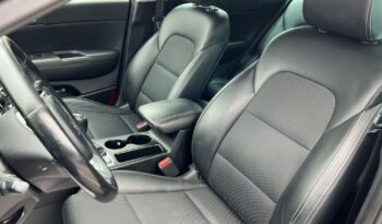 KIA   Sportage     177 KM    Manualna    FWD (przód)    Czarny full