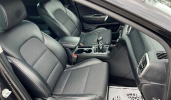 KIA   Sportage     177 KM    Manualna    FWD (przód)    Czarny full