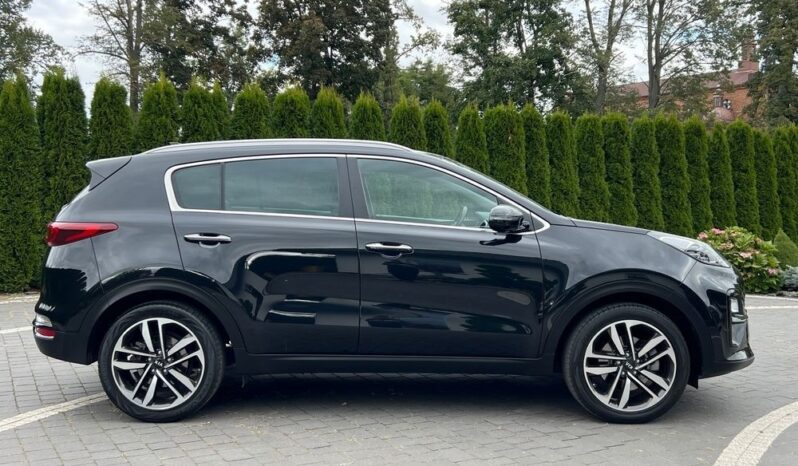 KIA   Sportage     177 KM    Manualna    FWD (przód)    Czarny full