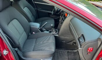 PEUGEOT   407     140 KM    Manualna    FWD (przód)    Bordowy full