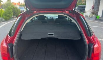 PEUGEOT   407     140 KM    Manualna    FWD (przód)    Bordowy full