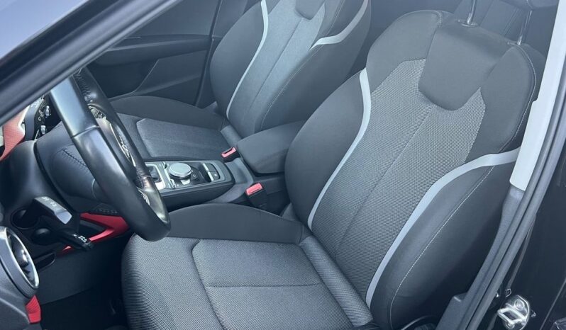 AUDI   Q2     150 KM    Automatyczna    4×4 (doł. automatycznie)    Czarny full