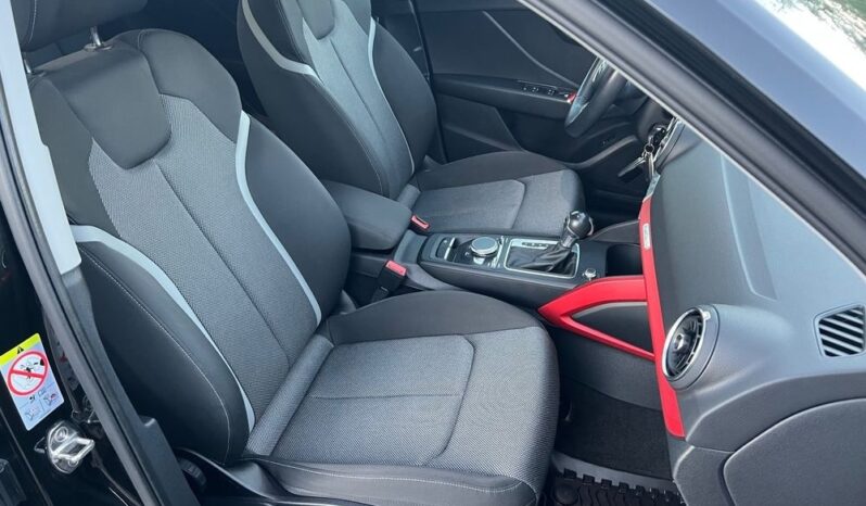 AUDI   Q2     150 KM    Automatyczna    4×4 (doł. automatycznie)    Czarny full
