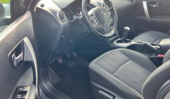NISSAN   Qashqai     117 KM    Manualna    FWD (przód)    Szary full