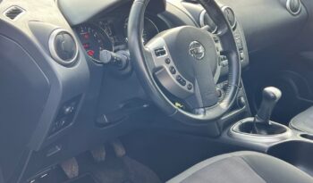 NISSAN   Qashqai     117 KM    Manualna    FWD (przód)    Szary full
