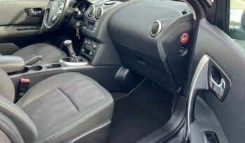 NISSAN   Qashqai     117 KM    Manualna    FWD (przód)    Szary full