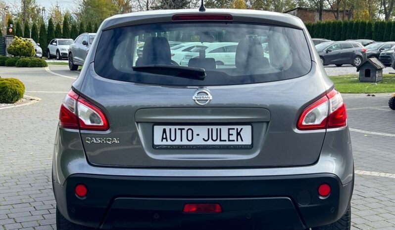 NISSAN   Qashqai     117 KM    Manualna    FWD (przód)    Szary full