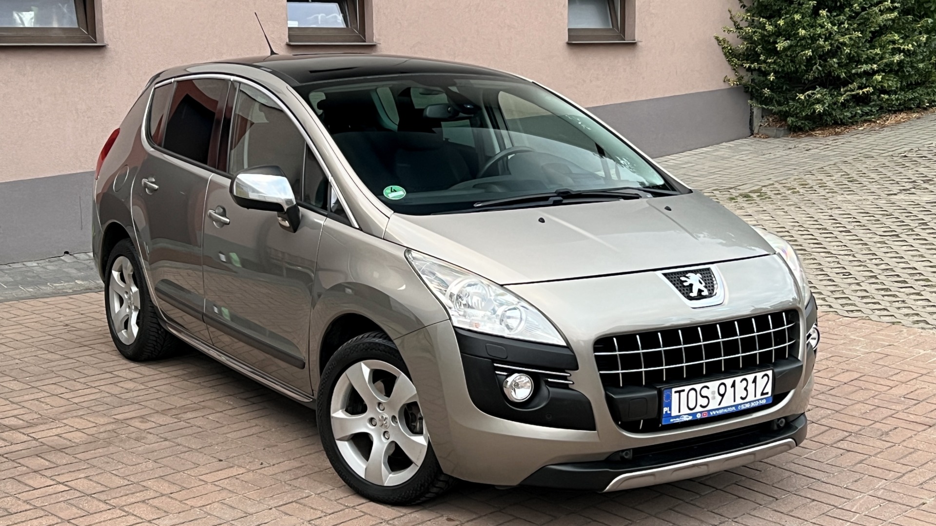 Peugeot 3008  | Fwd (Przód) | Automatyczna | 163 Km | Złoty