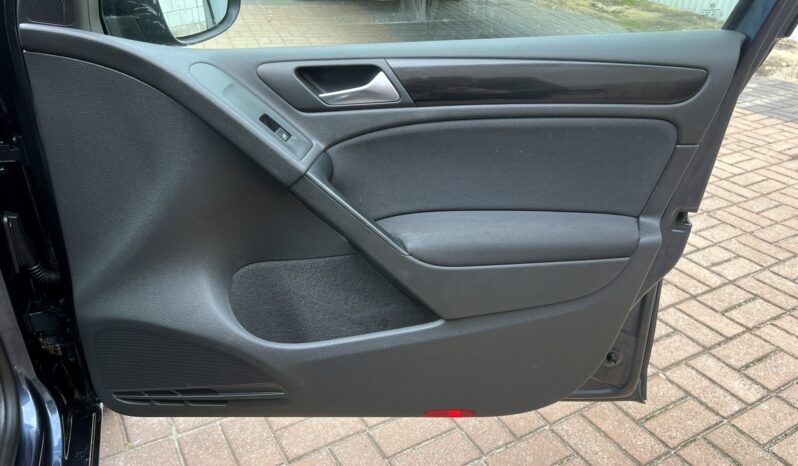 VOLKSWAGEN Golf  | FWD (przód) | Manualna | 102 KM | Granatowy full