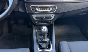 RENAULT Megane  | FWD (przód) | Manualna | 110 KM | Srebrny full