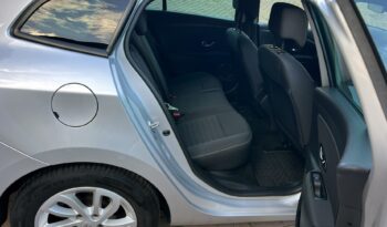 RENAULT Megane  | FWD (przód) | Manualna | 110 KM | Srebrny full