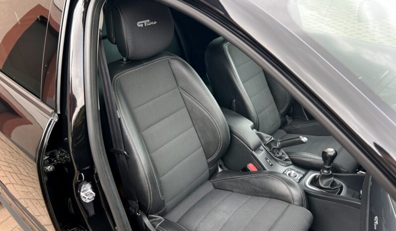 RENAULT Megane  | FWD (przód) | Manualna | 130 KM | Czarny full