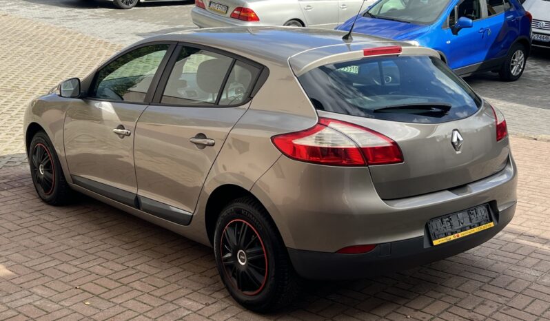 RENAULT Megane  | FWD (przód) | Manualna | 100 KM | Złoty full