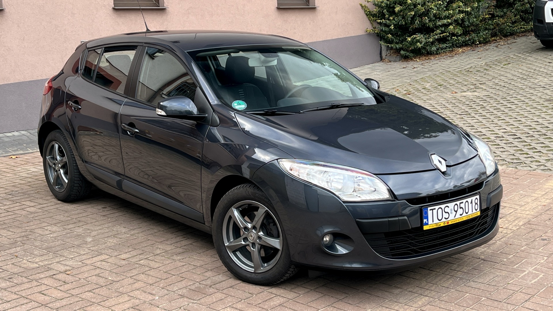 Renault Megane  | Fwd (Przód) | Manualna | 106 Km | Szary