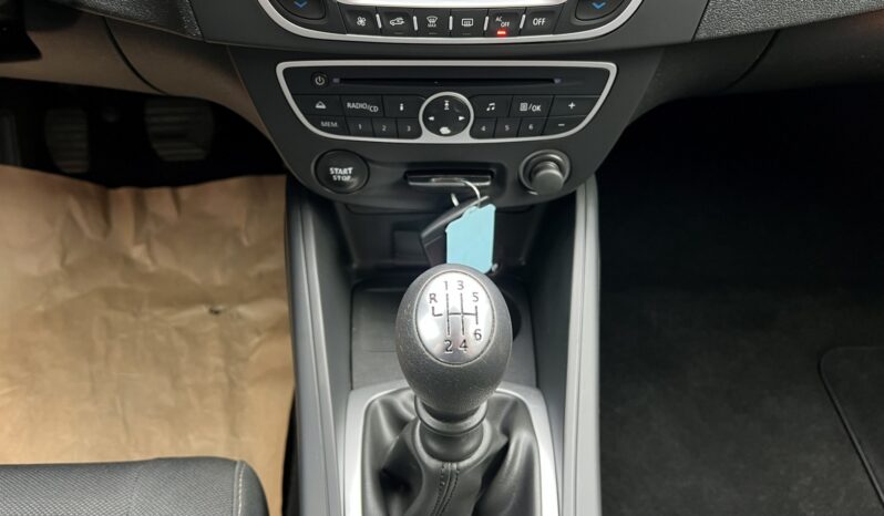 RENAULT Megane  | FWD (przód) | Manualna | 106 KM | Szary full