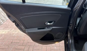 RENAULT Megane  | FWD (przód) | Manualna | 106 KM | Szary full