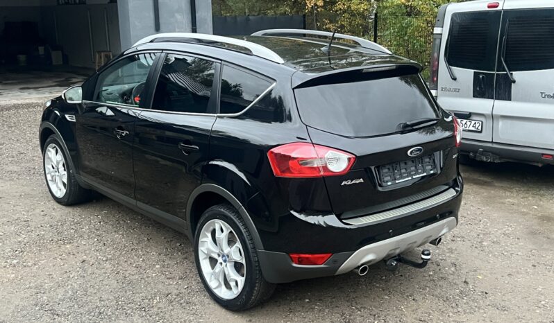 FORD Kuga  | 4×4 (doł. automatycznie) | Manualna | 200 KM | Czarny full