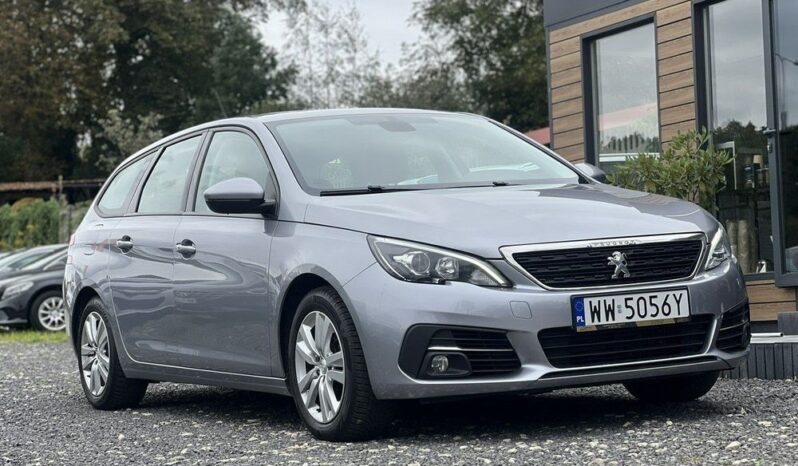 PEUGEOT 308  | FWD (przód) | Manualna | 130 KM | Srebrny full