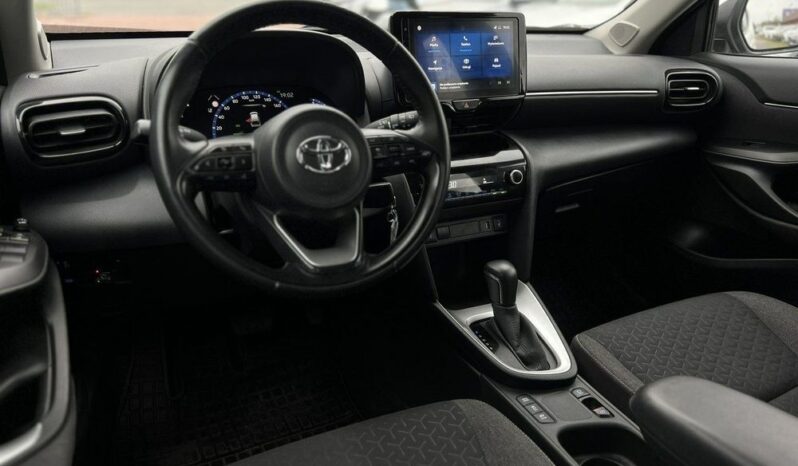TOYOTA Yaris Cross | FWD (przód) | Automatyczna | 116 KM | Biały full