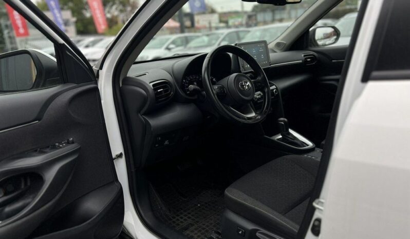 TOYOTA Yaris Cross | FWD (przód) | Automatyczna | 116 KM | Biały full
