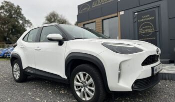 TOYOTA Yaris Cross | FWD (przód) | Automatyczna | 116 KM | Biały full