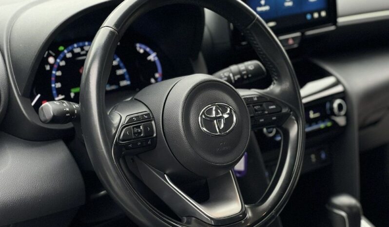 TOYOTA Yaris Cross | FWD (przód) | Automatyczna | 116 KM | Biały full