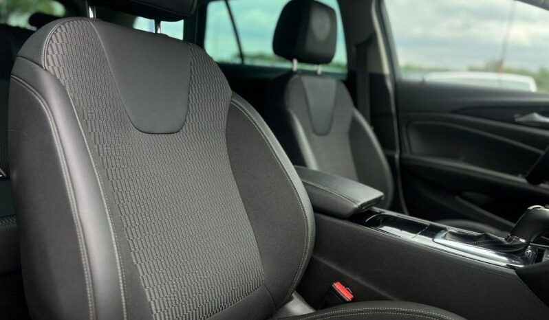 OPEL Insignia  | FWD (przód) | Automatyczna | 165 KM | Szary full