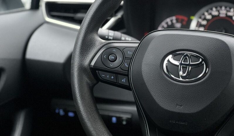 TOYOTA Corolla  | FWD (przód) | Manualna | 116 KM | Biały full