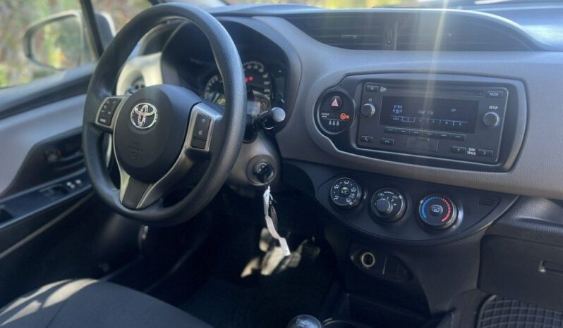 TOYOTA Yaris  | FWD (przód) | Manualna | 111 KM | Biały full