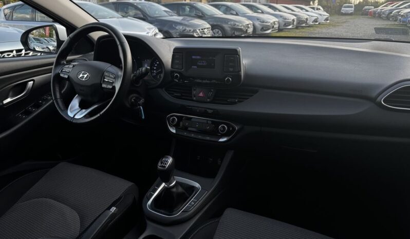 HYUNDAI I30  | FWD (przód) | Manualna | 115 KM | Biały full