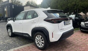 TOYOTA Yaris Cross | FWD (przód) | Automatyczna | 116 KM | Biały full