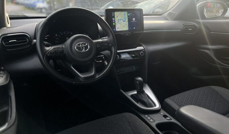 TOYOTA Yaris Cross | FWD (przód) | Automatyczna | 116 KM | Biały full