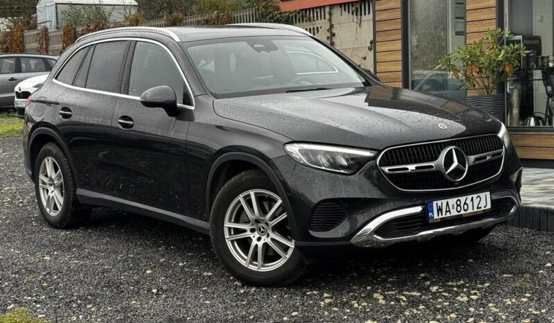 Mercedes-Benz Glc  | 4X4 (Doł. Automatycznie) | Automatyczna | 204 Km | Czarny