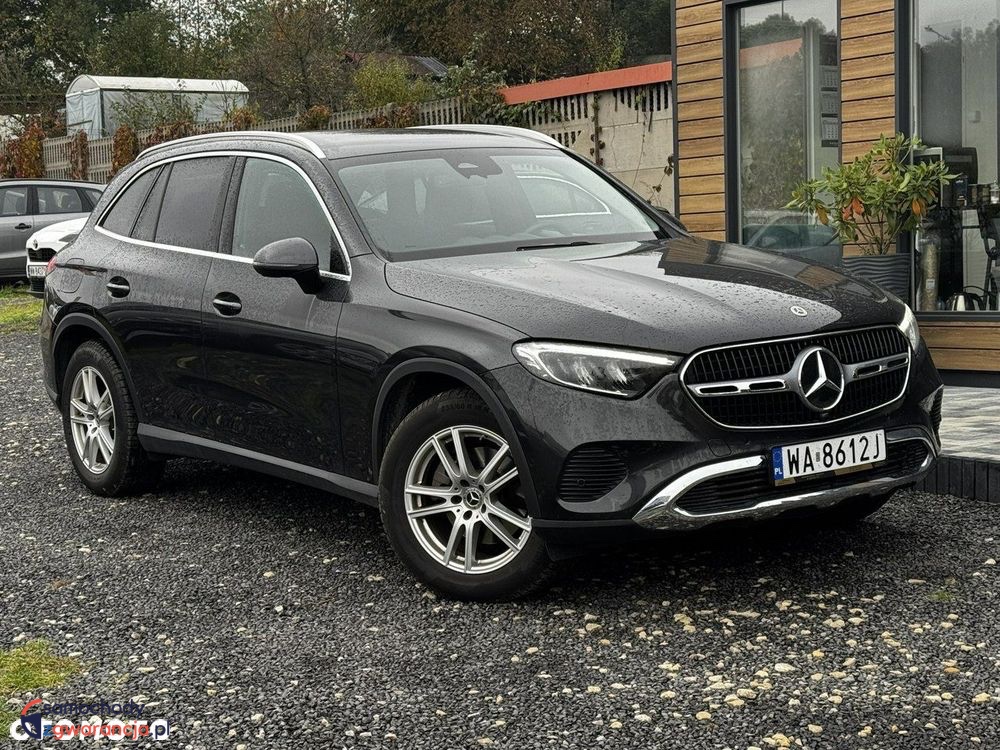 Mercedes-Benz Glc  | 4X4 (Doł. Automatycznie) | Automatyczna | 204 Km | Czarny