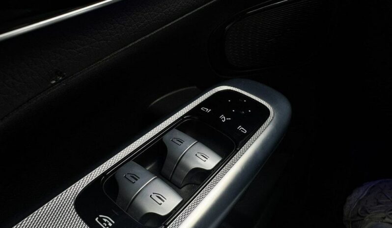 MERCEDES-BENZ GLC  | 4×4 (doł. automatycznie) | Automatyczna | 204 KM | Czarny full