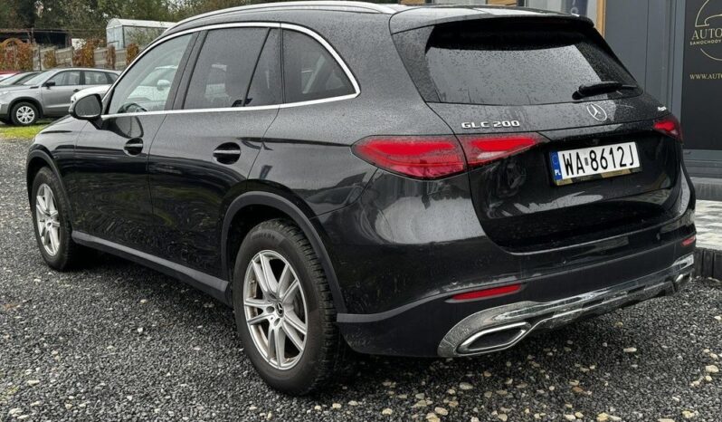 MERCEDES-BENZ GLC  | 4×4 (doł. automatycznie) | Automatyczna | 204 KM | Czarny full