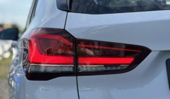 BMW X1  | 4×4 (stały) | Automatyczna | 190 KM | Biały full