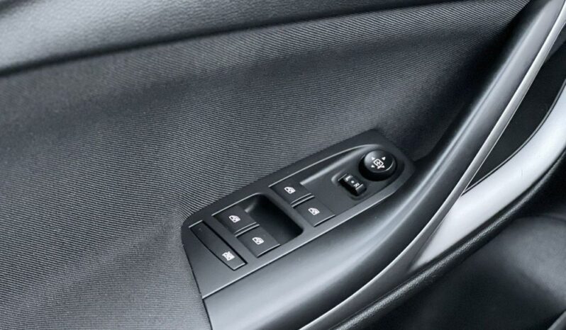 OPEL Astra | FWD (przód) | Automatyczna | 145 KM | Srebrny full