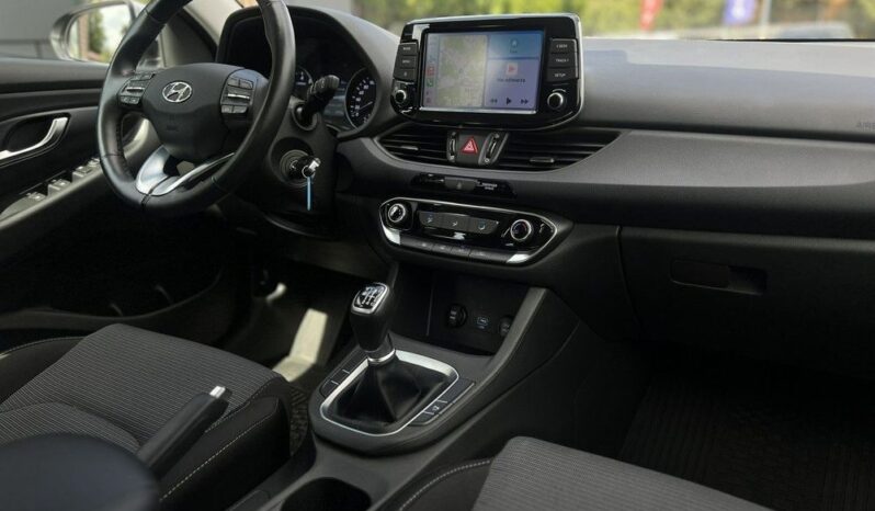 HYUNDAI I30  | FWD (przód) | Manualna | 120 KM | Srebrny full