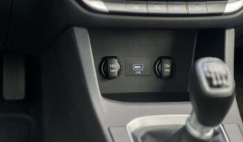 HYUNDAI I30  | FWD (przód) | Manualna | 120 KM | Srebrny full