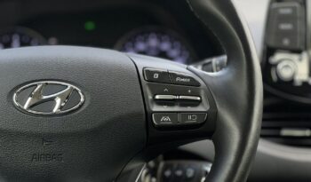 HYUNDAI I30  | FWD (przód) | Manualna | 120 KM | Srebrny full