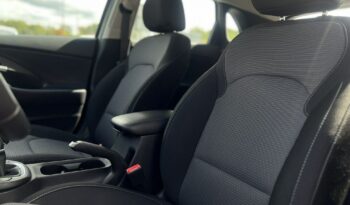 HYUNDAI I30  | FWD (przód) | Manualna | 120 KM | Srebrny full