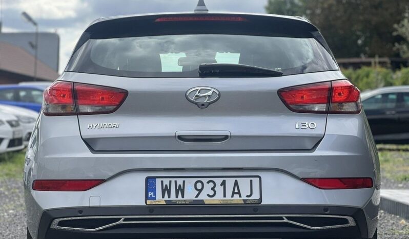HYUNDAI I30  | FWD (przód) | Manualna | 120 KM | Srebrny full