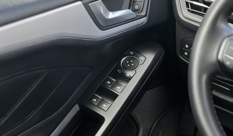 FORD Focus  | FWD (przód) | Manualna | 125 KM | Szary full